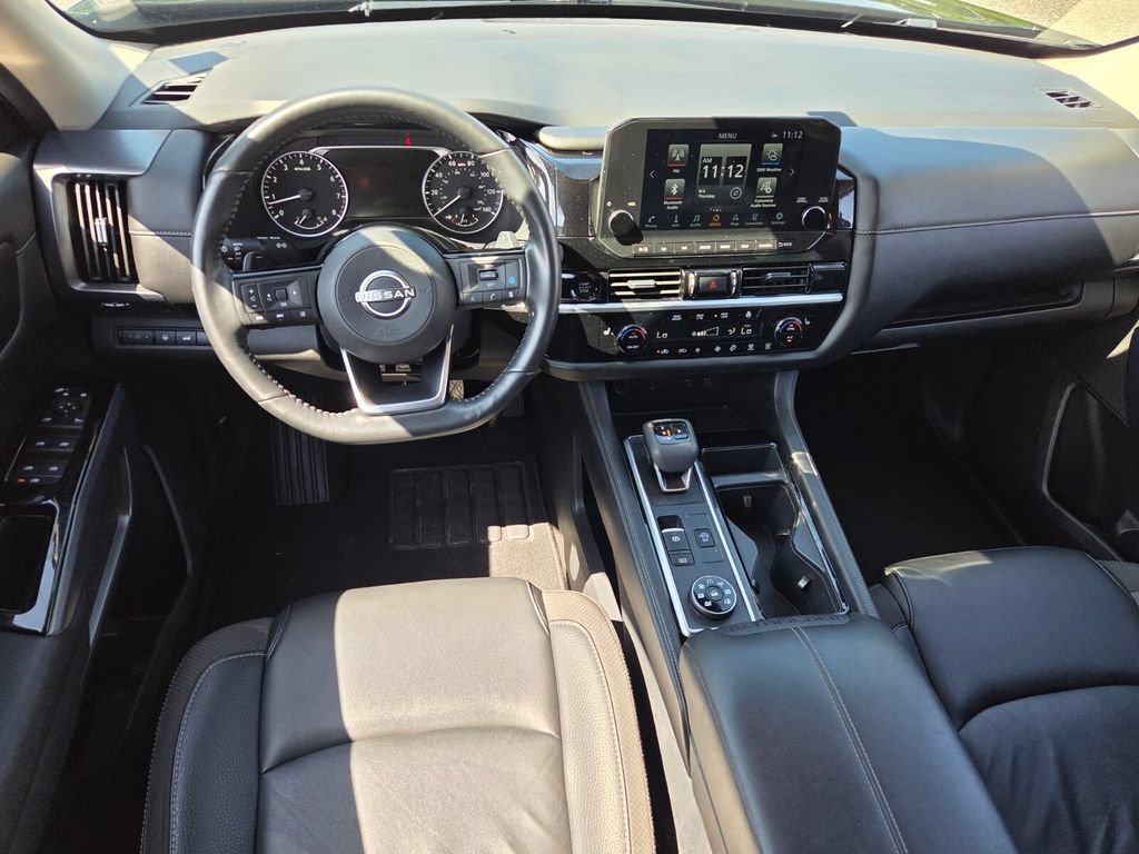 Certified 2025 Nissan Pathfinder SL AWD/4WD image 6
