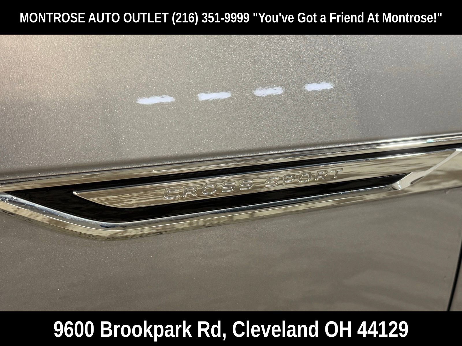 Used 2022 Volkswagen Atlas Cross Sport SEL R-Line image 54