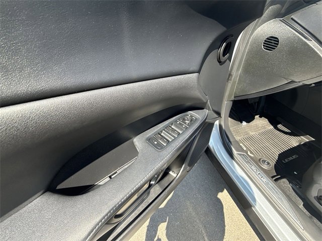 Used 2024 Lexus RX 350 AWD image 13