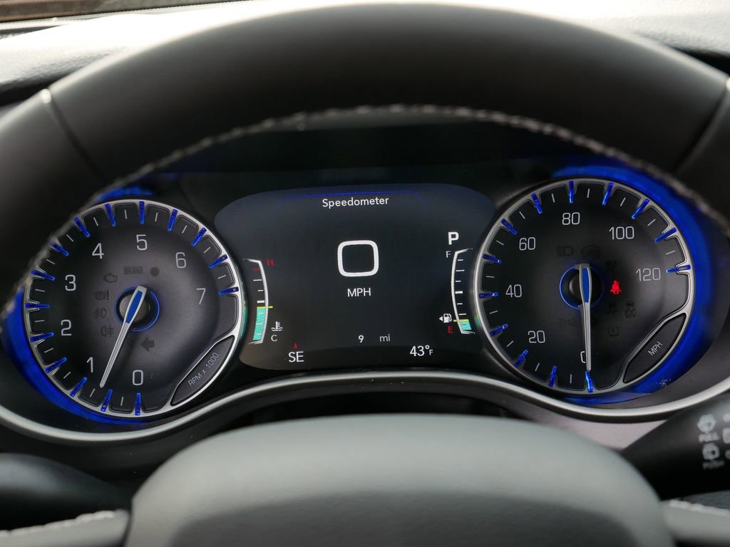 New 2026 Chrysler Pacifica Select image 28