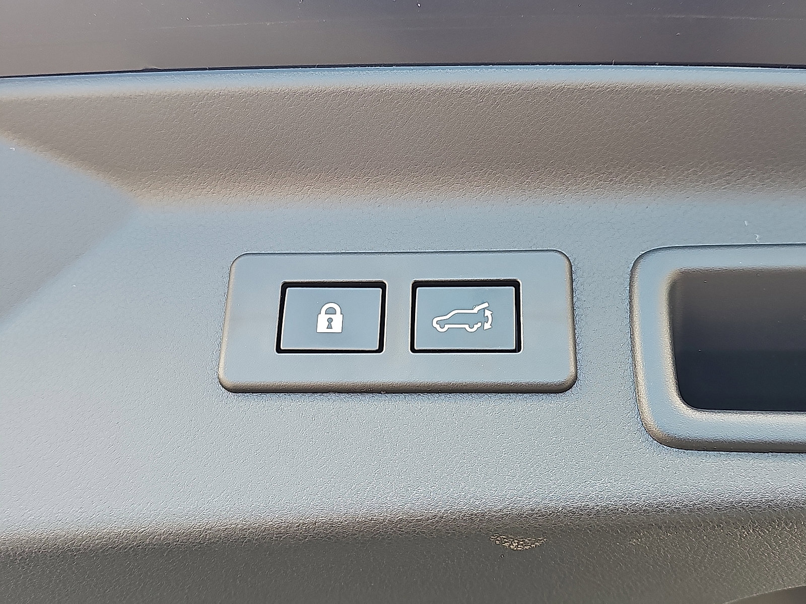 Used 2025 Subaru Forester Touring image 33