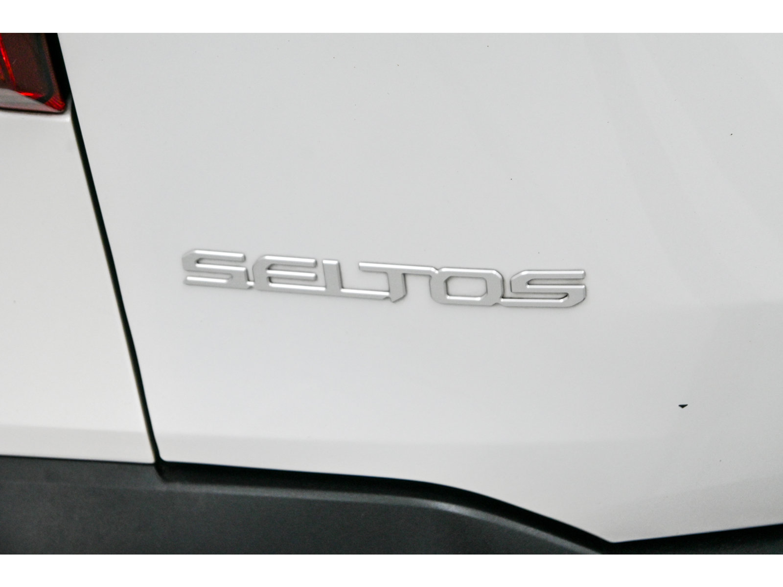 Certified 2025 Kia Seltos LX AWD/4WD image 48