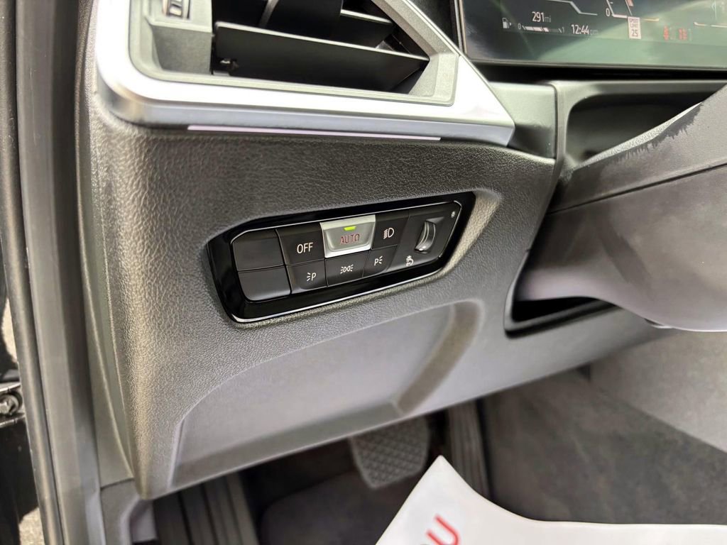 Certified 2024 BMW 330i xDrive Sedan image 15