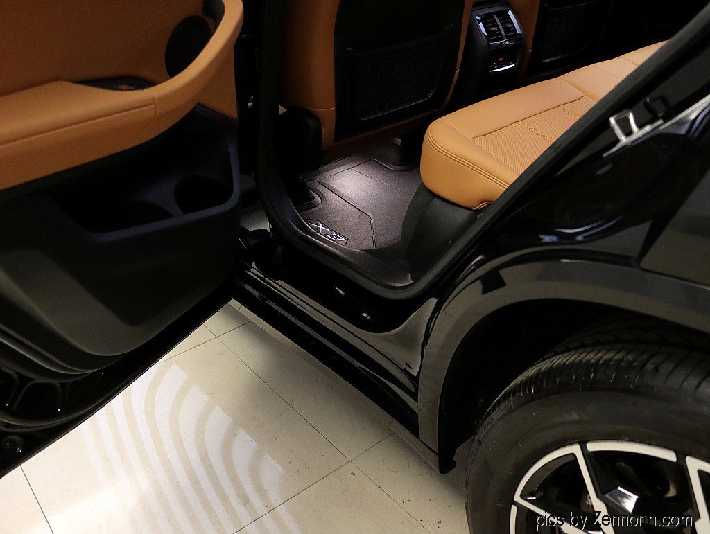 Certified 2024 BMW X3 xDrive30i w/ Premium Package image 28