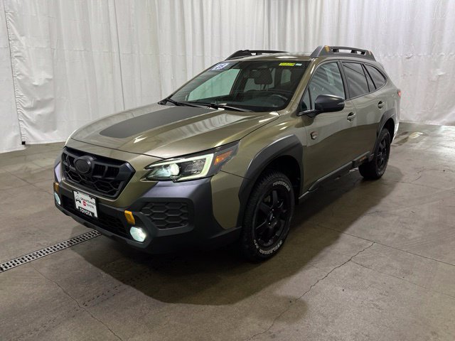 Used 2025 Subaru Outback Wilderness AWD/4WD image 9