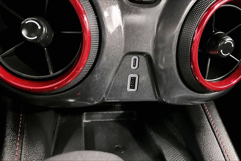 Used 2019 Chevrolet Blazer RS FWD image 26