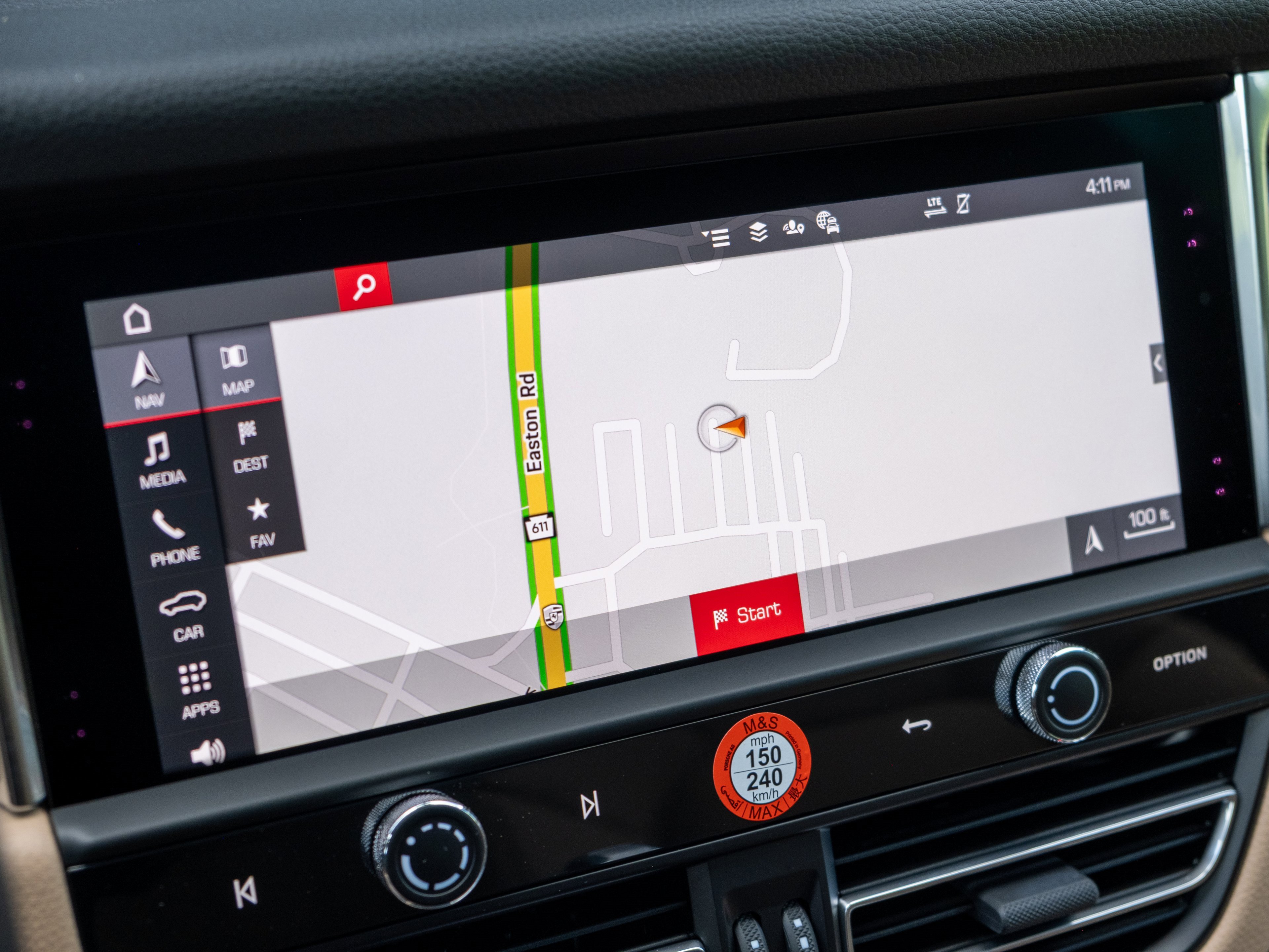 Certified 2025 Porsche Macan image 21