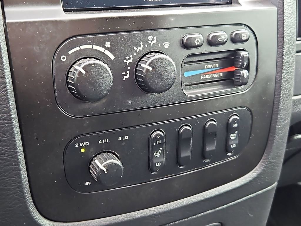 Used 2003 Dodge Ram 3500 Truck Laramie image 25