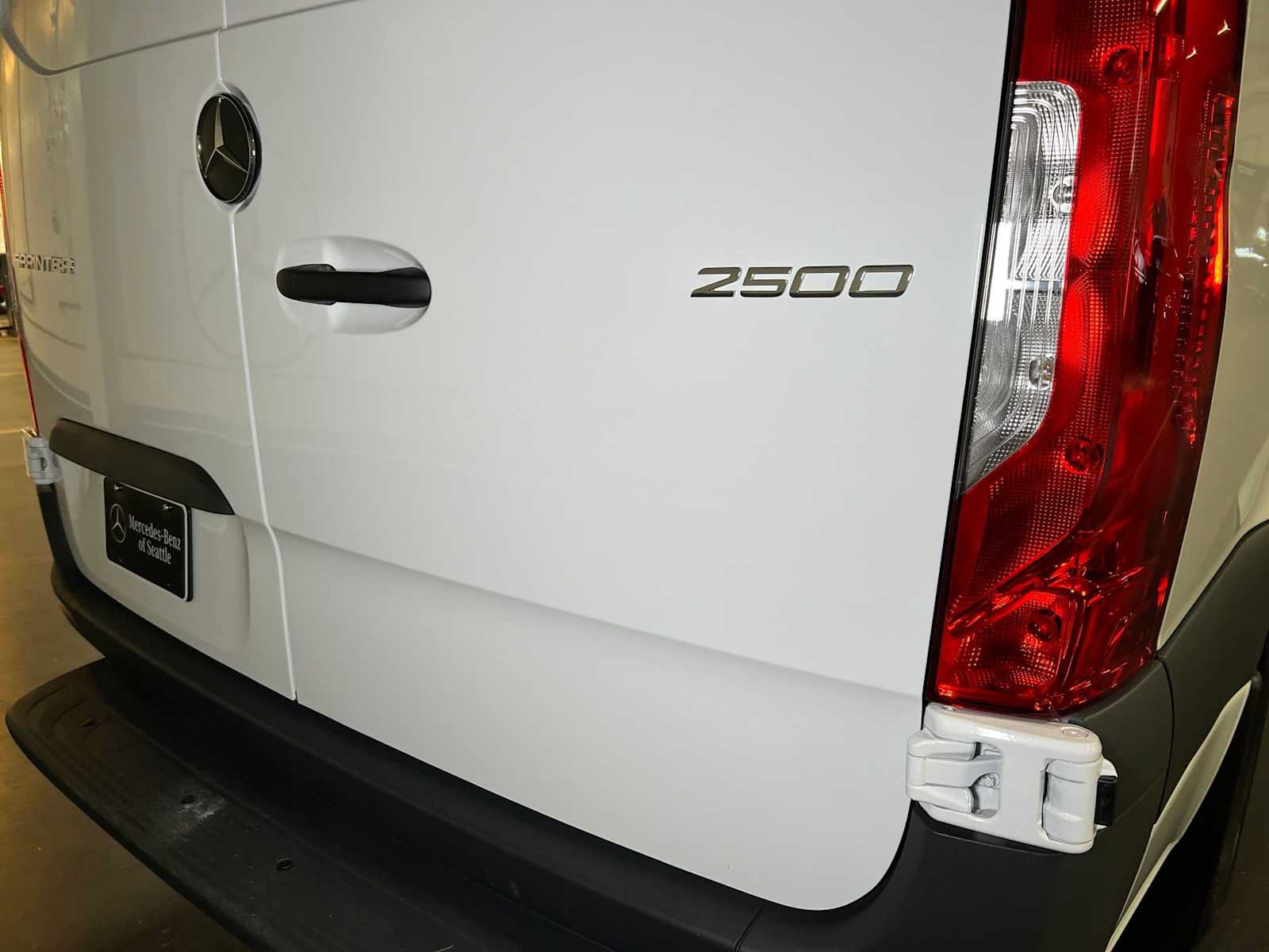 Used 2026 Mercedes-Benz Sprinter 2500 image 16