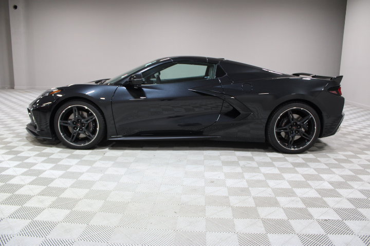 Used 2024 Chevrolet Corvette Stingray Preferred Conv w/ Z51 Performance Package RWD image 8