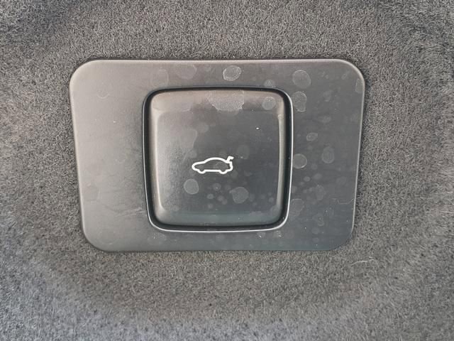 Used 2018 Lincoln MKZ Reserve w/ Climate Package image 9