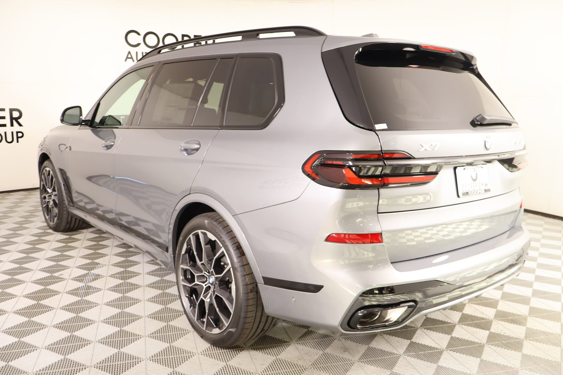 New 2026 BMW X7 xDrive40i w/ M Sport Package image 25