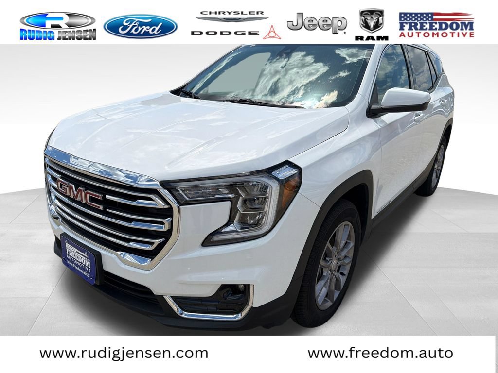 Used 2024 GMC Terrain SLT AWD/4WD image 1
