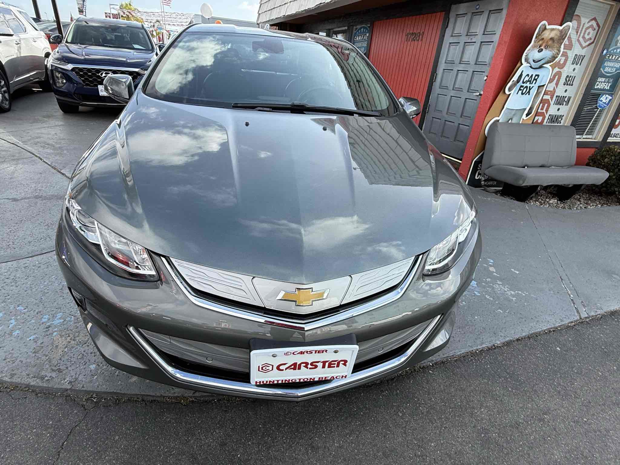 Used 2017 Chevrolet Volt Premier w/ Driver Confidence II Package image 3