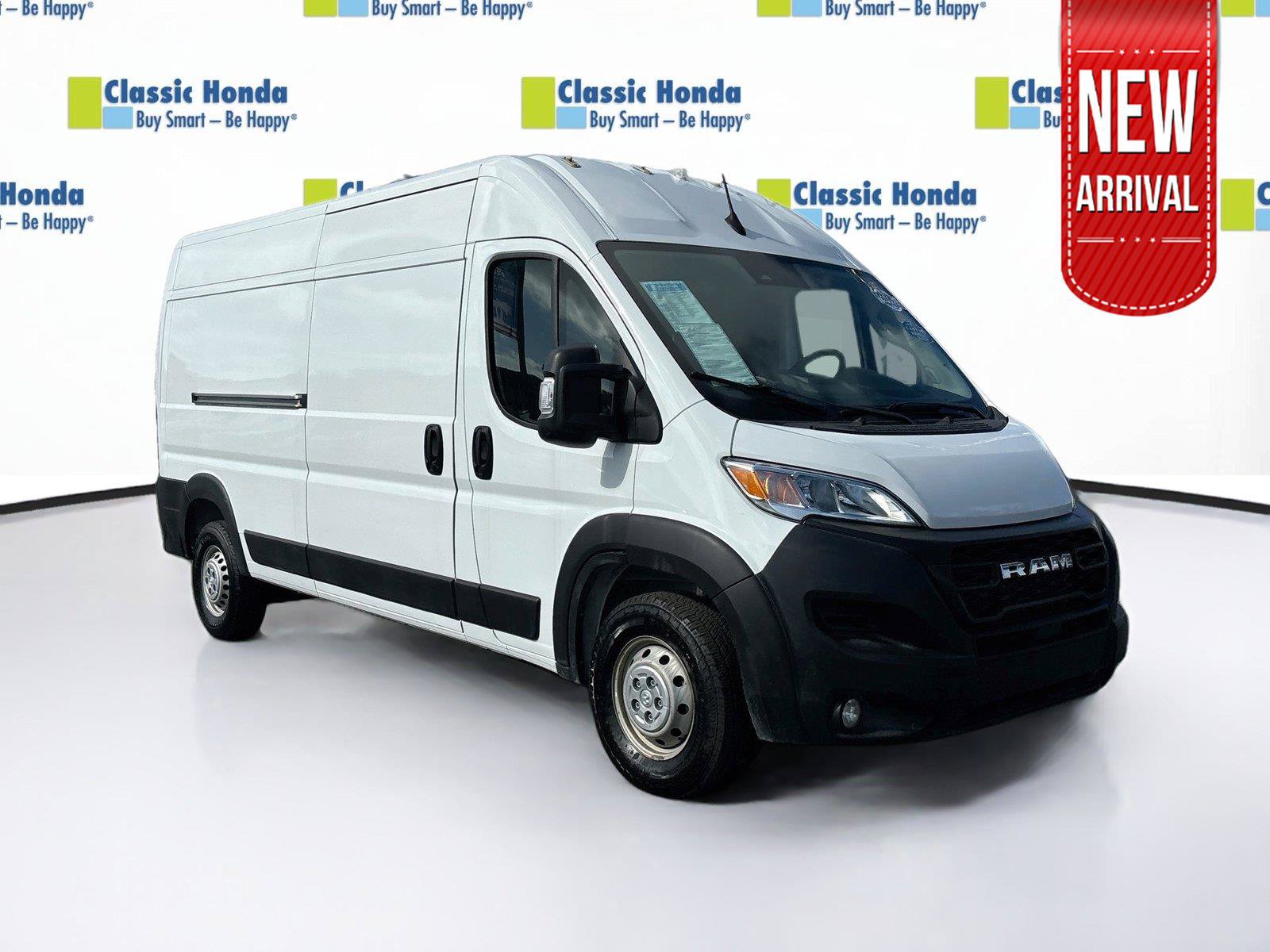 Used 2025 RAM ProMaster 2500 w/ Convenience Group FWD image 1