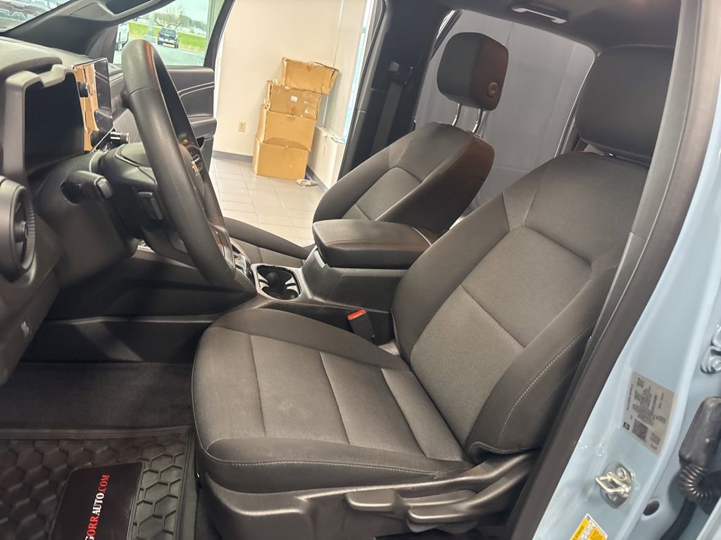 Used 2025 Chevrolet Colorado W/T w/ Advanced Trailering Package image 21