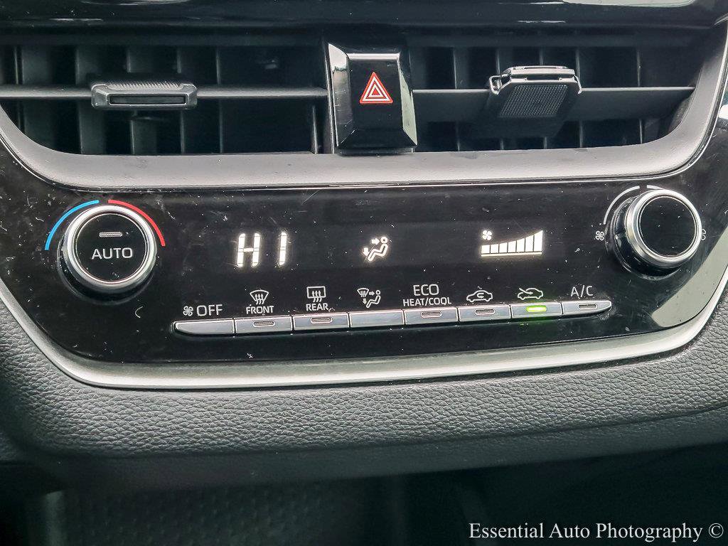 Used 2022 Toyota Corolla LE image 14