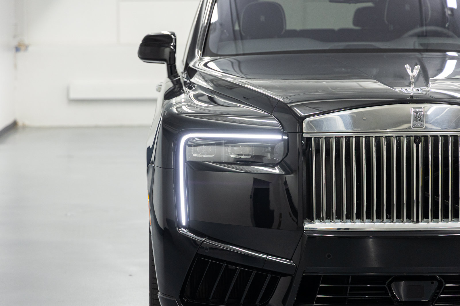 New 2027 Rolls-Royce Cullinan AWD/4WD image 9