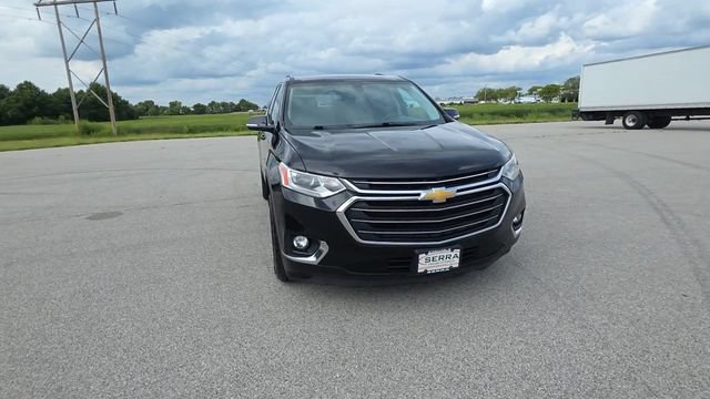 Used 2018 Chevrolet Traverse LT FWD image 2
