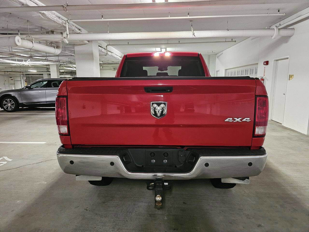 Used 2018 RAM 2500 Tradesman w/ Chrome Appearance Group image 10