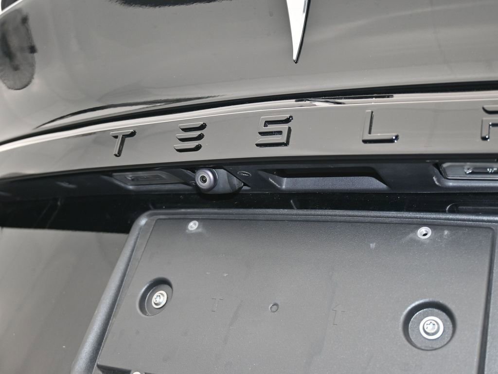Used 2022 Tesla Model X Plaid image 30