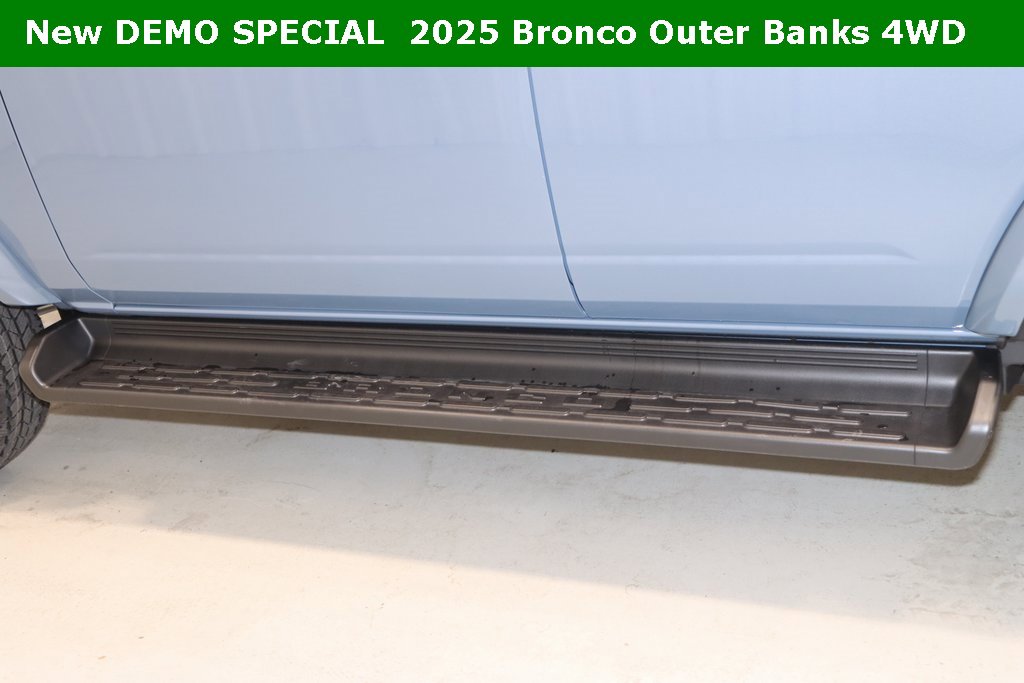 New 2025 Ford Bronco Outer Banks image 31