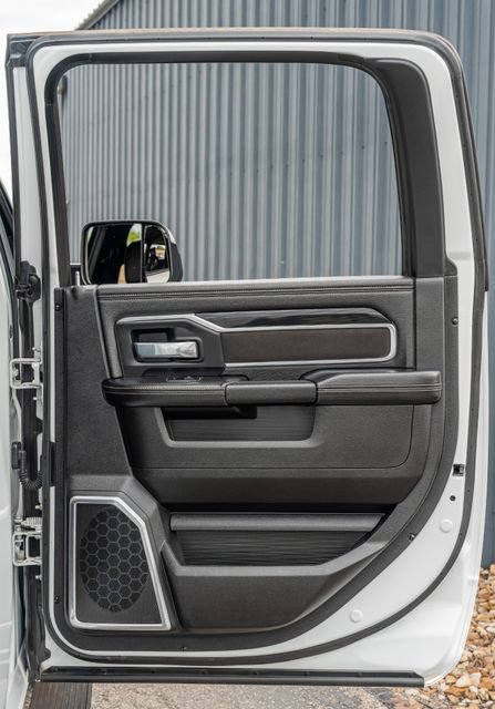 Used 2022 RAM 2500 Laramie w/ Night Edition AWD/4WD image 38