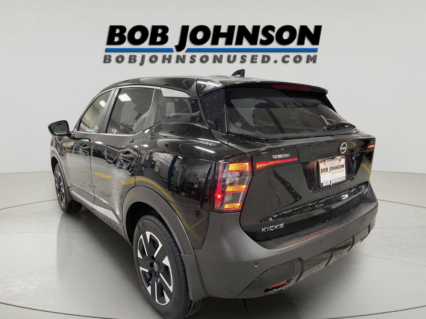 Used 2025 Nissan Kicks SV image 5