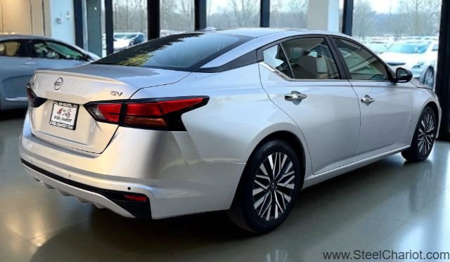 Used 2024 Nissan Altima 2.5 SV image 5