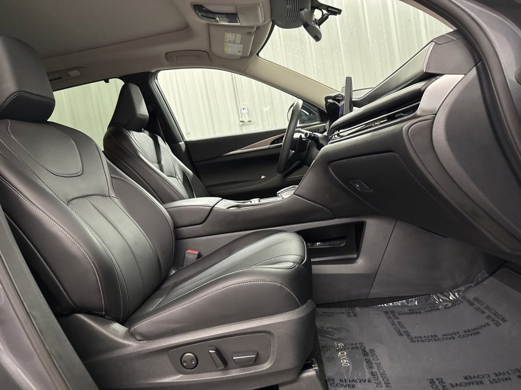 Certified 2024 INFINITI QX60 Luxe image 36