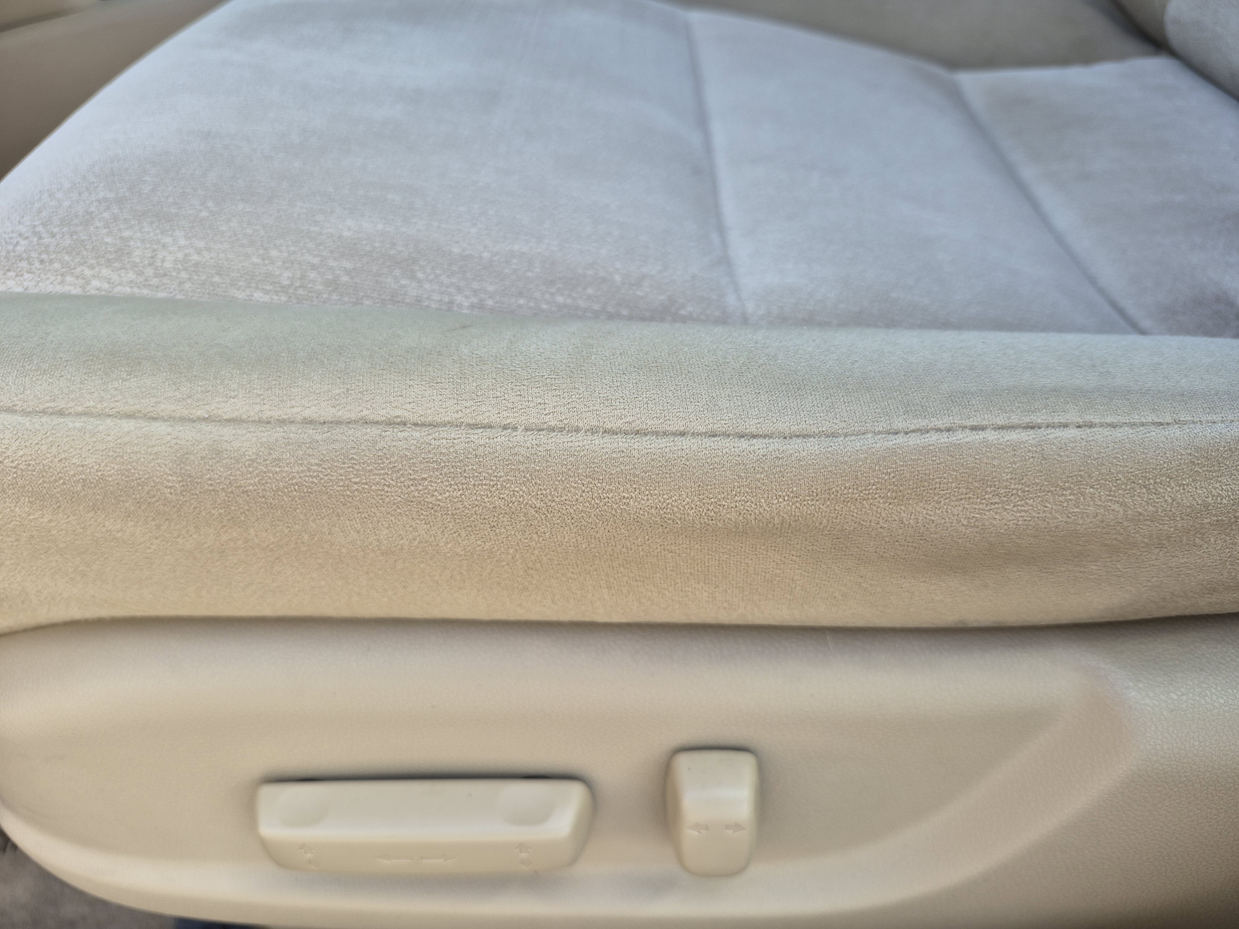 Used 2010 Honda Accord LX-P image 24