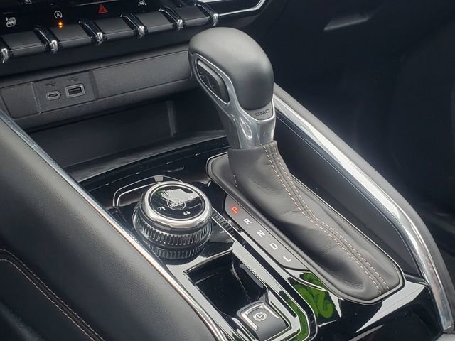 Used 2024 GMC Canyon AT4 w/ AT4 Premium Package image 25