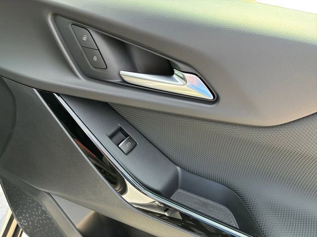 New 2026 Chevrolet Equinox RS w/ Convenience Package III AWD/4WD image 14