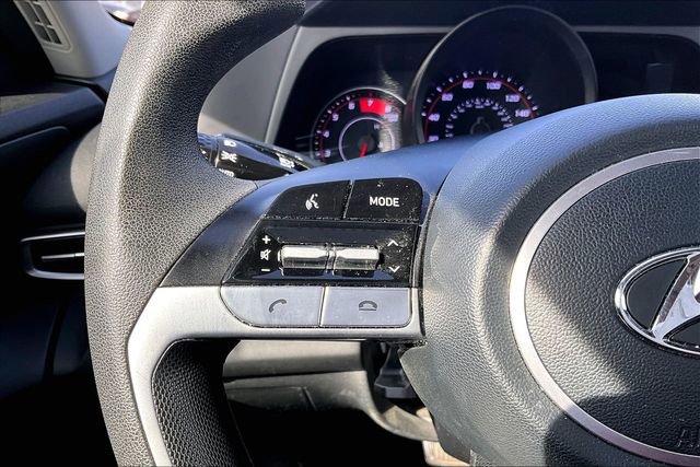 Used 2023 Hyundai Elantra SEL image 10