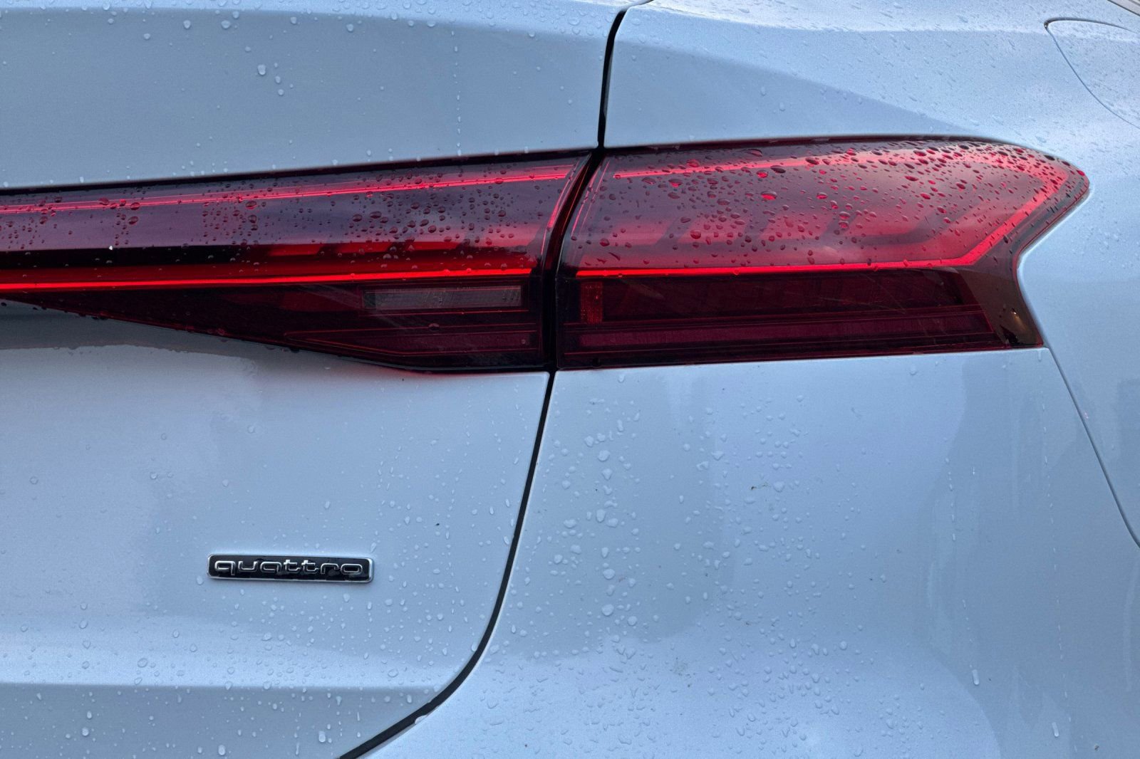 New 2025 Audi A6 e-tron Premium image 22