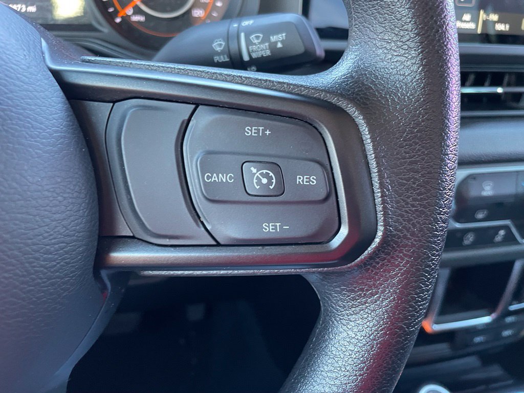 Used 2024 Jeep Gladiator Sport AWD/4WD image 14