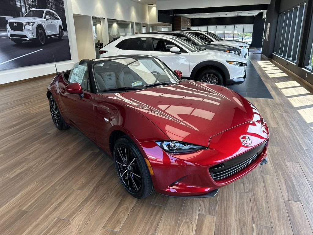 New 2026 MAZDA MX-5 Miata Grand Touring w/ Weather Package RWD image 2