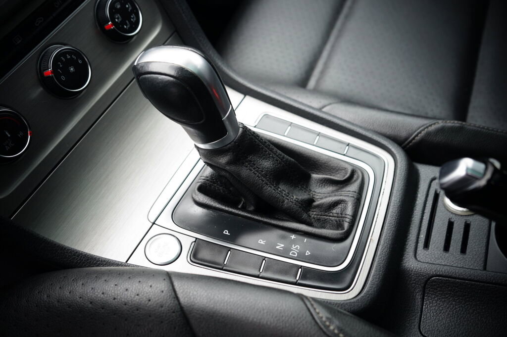 Used 2016 Volkswagen Golf SE w/ Lighting Package image 15