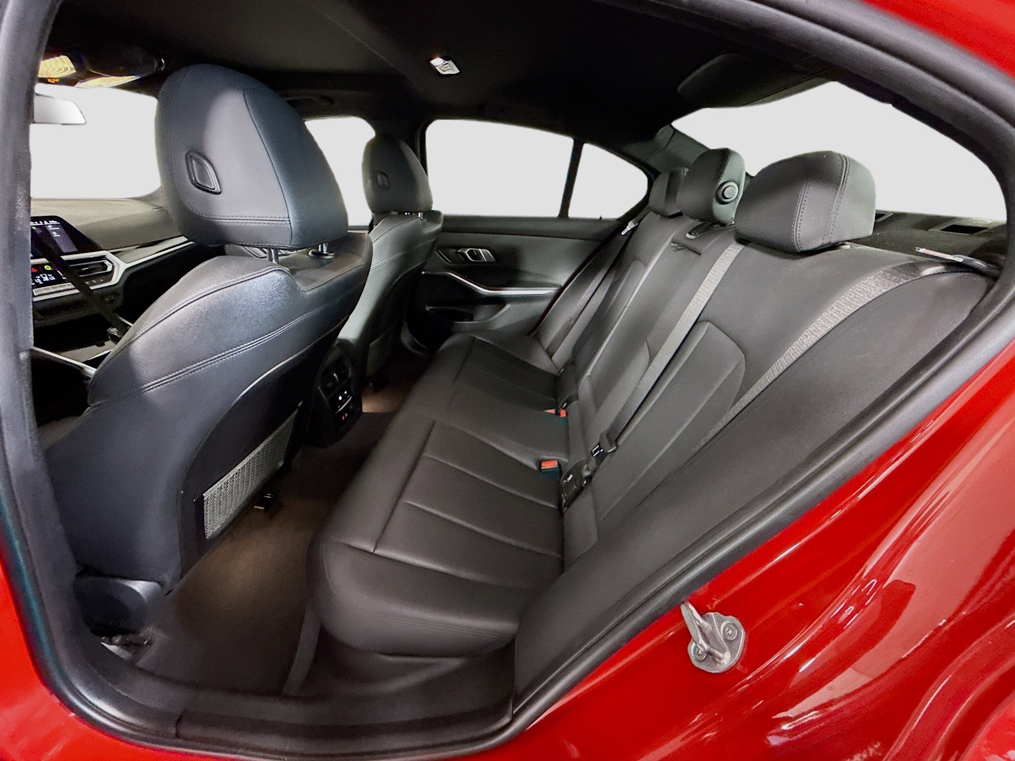 Used 2019 BMW 330i Sedan w/ Convenience Package image 25