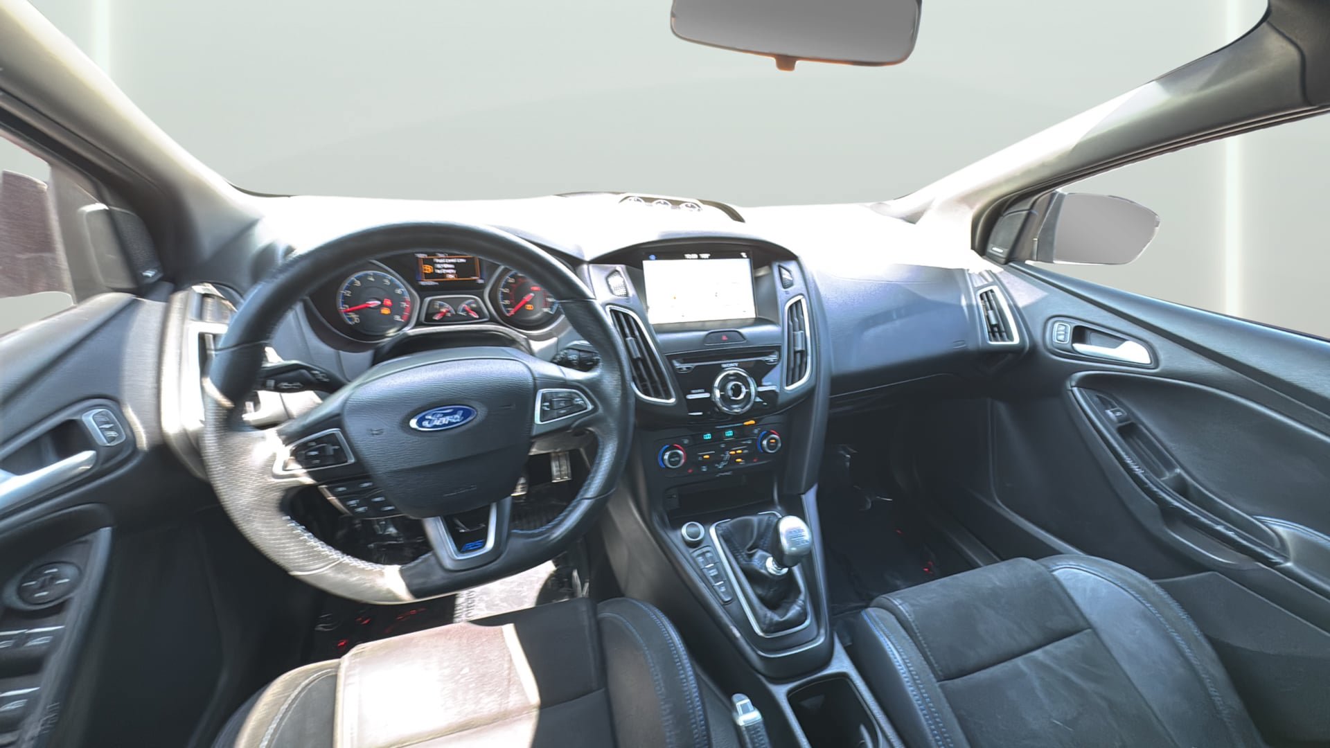 Used 2017 Ford Focus RS AWD/4WD image 14