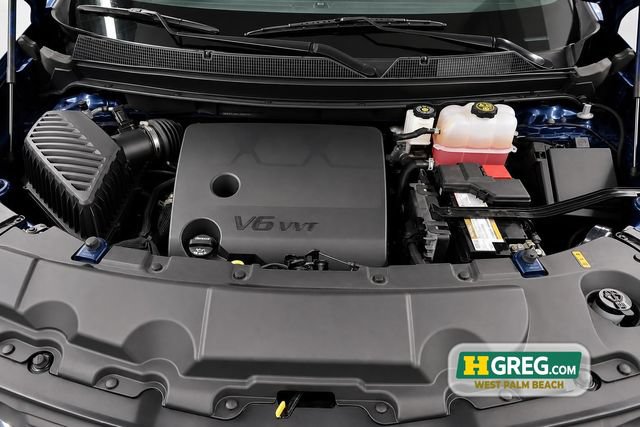Used 2023 Chevrolet Traverse LS w/ Midnight/Sport Edition FWD image 16