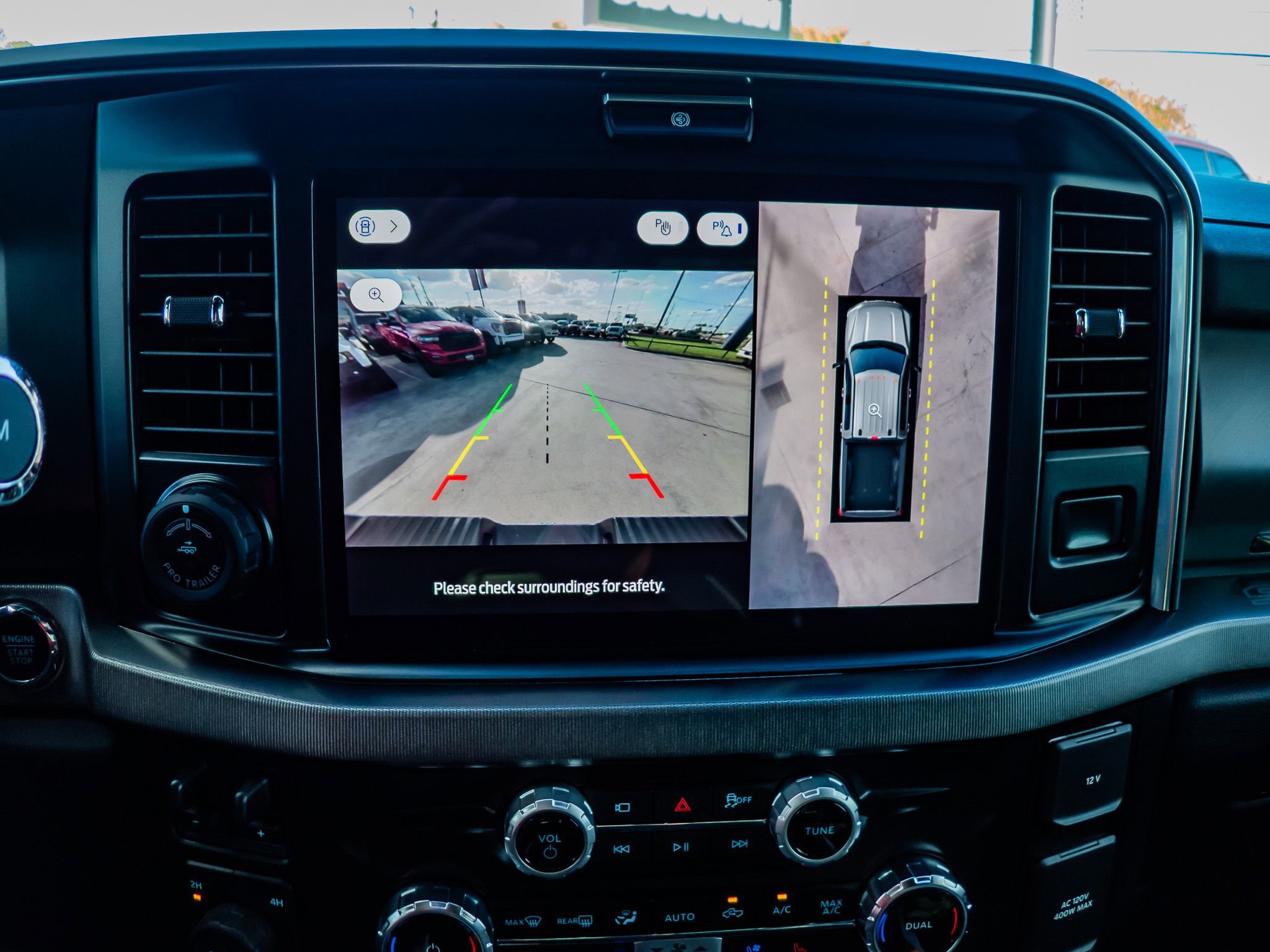 Used 2025 Ford F250 Platinum image 14