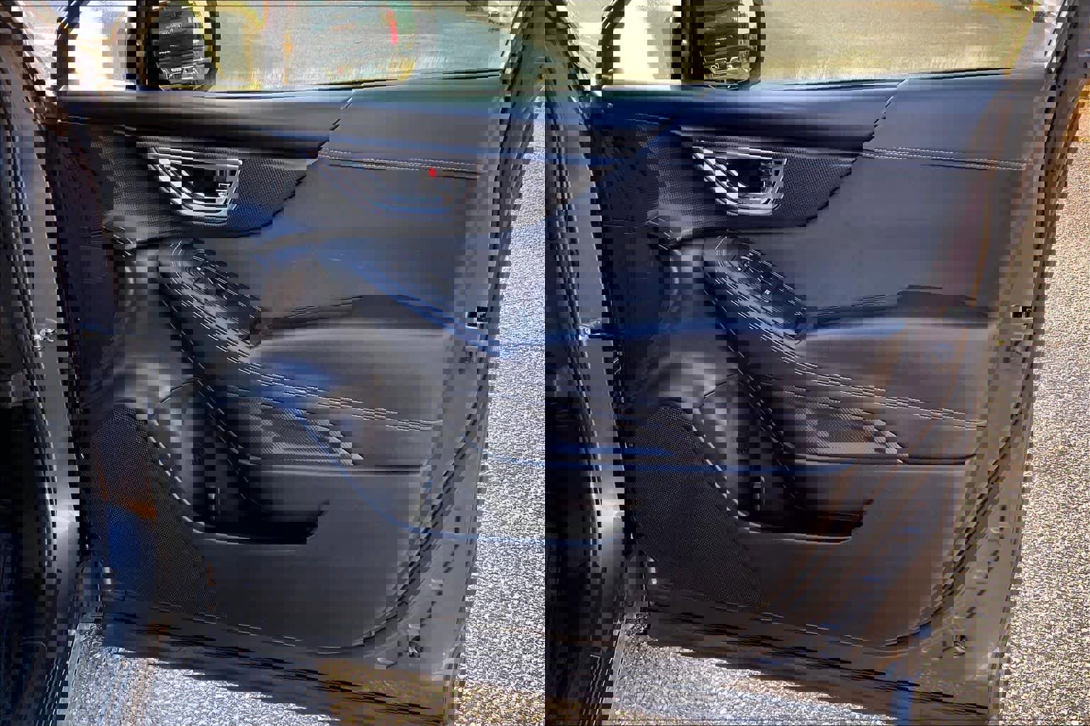 Used 2022 Subaru Forester Premium image 21