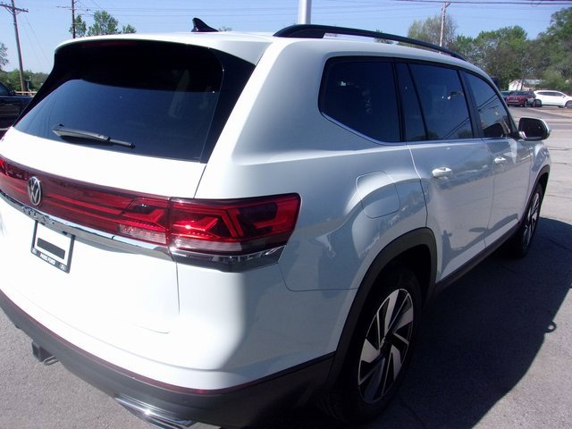Used 2024 Volkswagen Atlas SE image 8