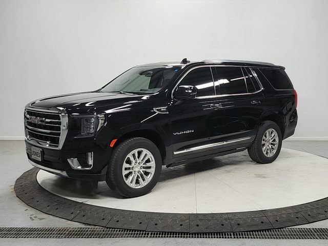 Used 2022 GMC Yukon SLT w/ SLT Premium Package AWD/4WD image 3