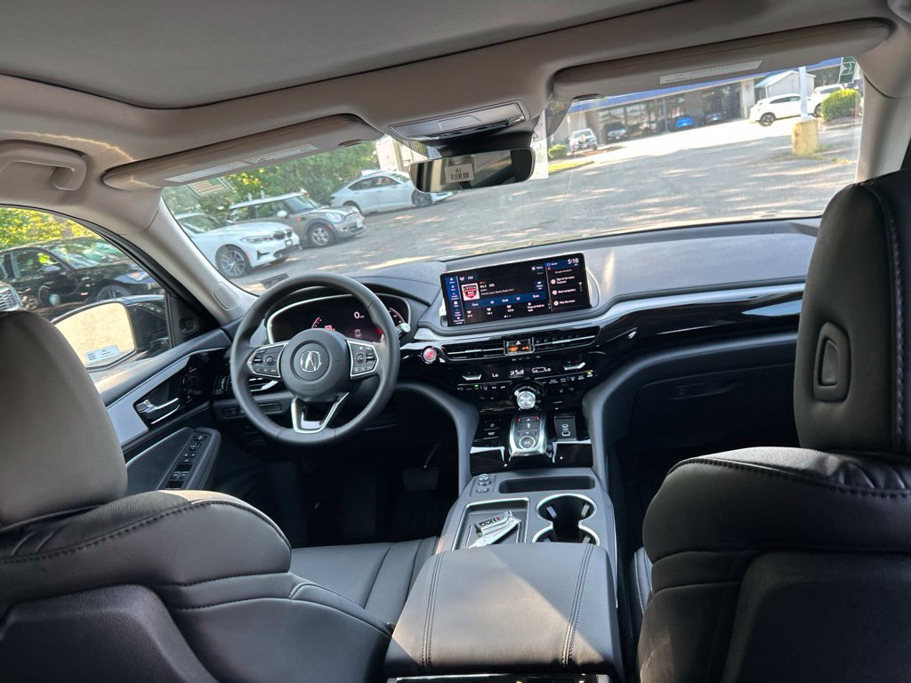 New 2026 Acura MDX SH-AWD image 32