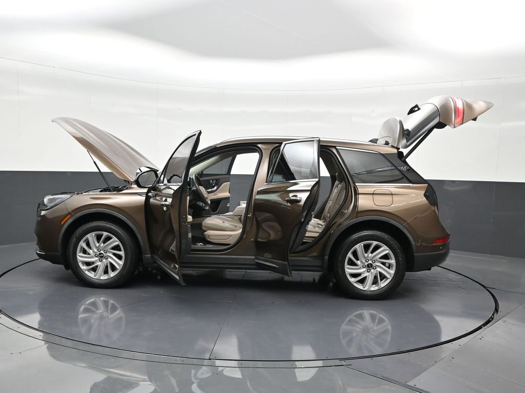 Used 2022 Lincoln Corsair FWD image 34