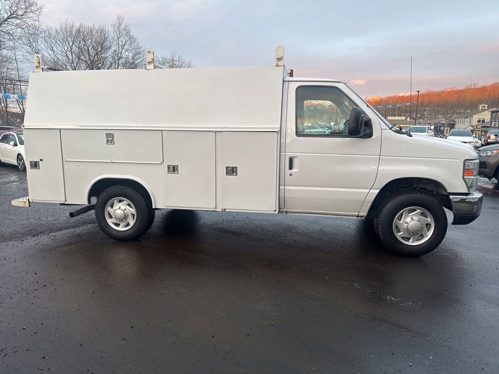 Used 2016 Ford E-350 and Econoline 350 Super Duty w/ Power Windows & Locks Group image 12