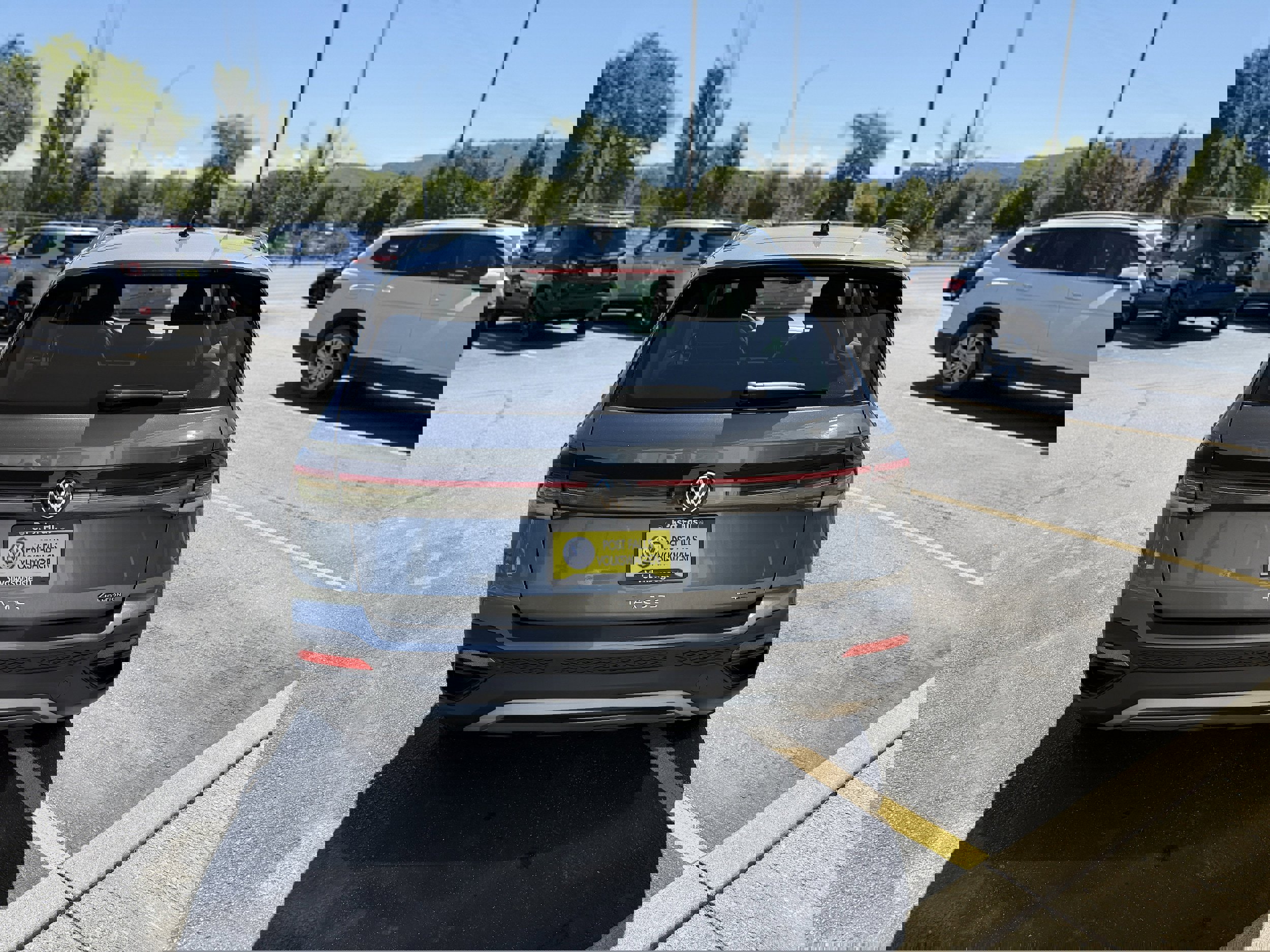 New 2025 Volkswagen Taos S image 6