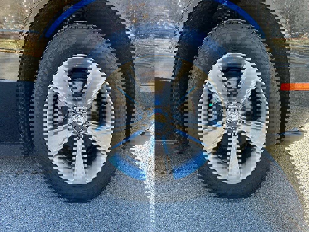 Used 2021 Dodge Challenger SXT image 28